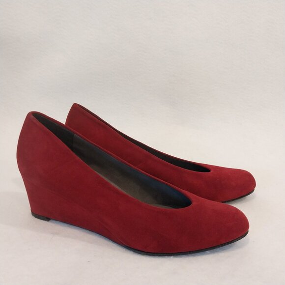 Stuart Weitzman Wedges Shoes Womens 7.5 Choke Up Burgundy Red Suede Pointed Toe, - Picture 1 of 11